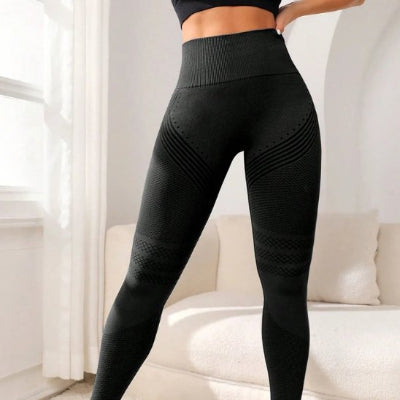 legging sport femme noir debout devant yoga zenitude