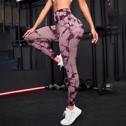 Legging sport femme rouge vin posture debout genou droit levé yoga zenitude